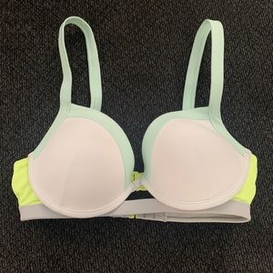 VS top bikini bra 32C